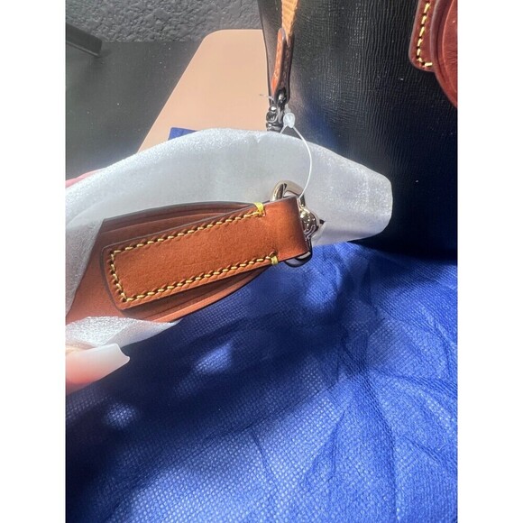 Dooney & Bourke Large Drawstring Bucket Shoulder Bag Black Designer Retro NWT - Picture 7 of 16